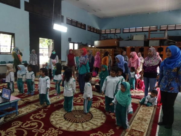 Kunjungan Kelompok Belajar PKK Jotawang ke Rumah Belajar Modern